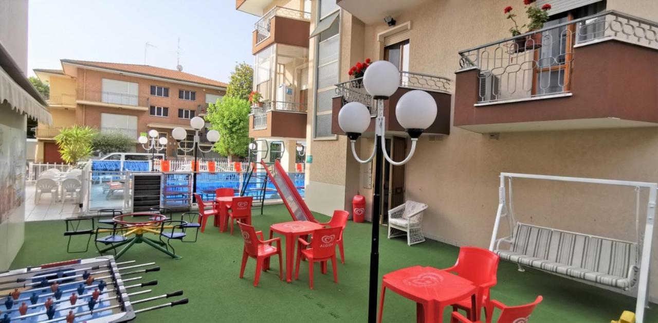 Hotel Cosmos Rimini Eksteriør billede